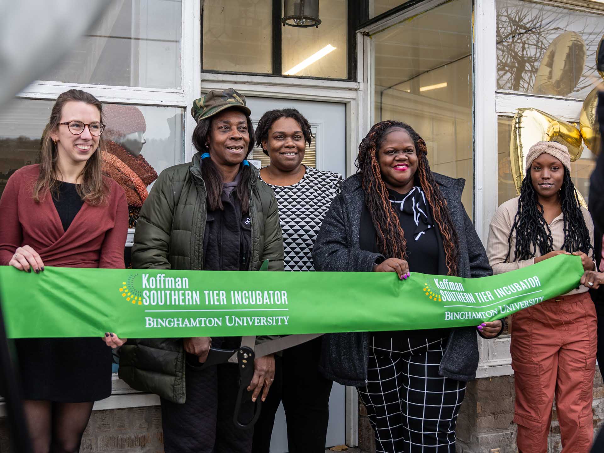 Read more about the article The Shoppes at 85 Clinton opens, celebrating local creativity and minority entrepreneurship in Binghamton’s First Ward